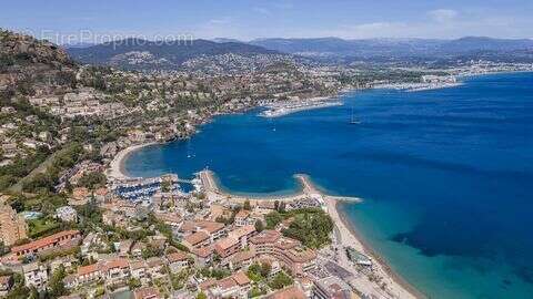 Maison 200 m² à Theoule-Sur-Mer  - photo 2