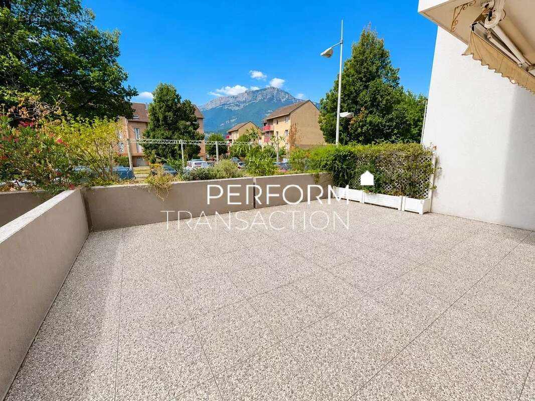 Exclusivite echirolles 2 pieces avec garage , cave et terrasse de 40 m² - photo 10