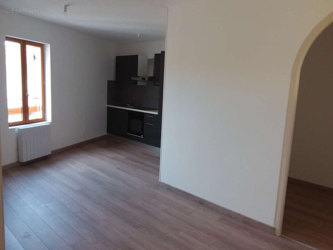 Libourne centre ville immeuble en pierre de 260m2 - photo 10