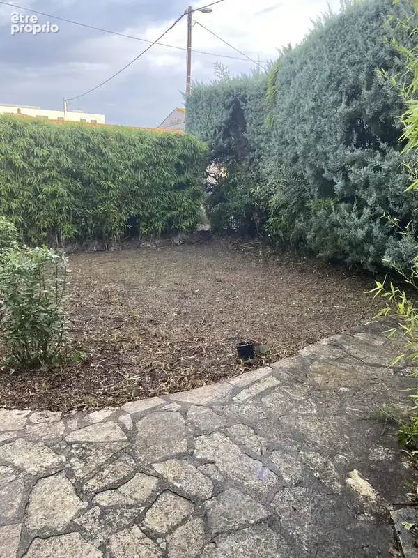 Maison de plain pied  avec piscine sur 2420 m2 de terrain arbore - photo 7