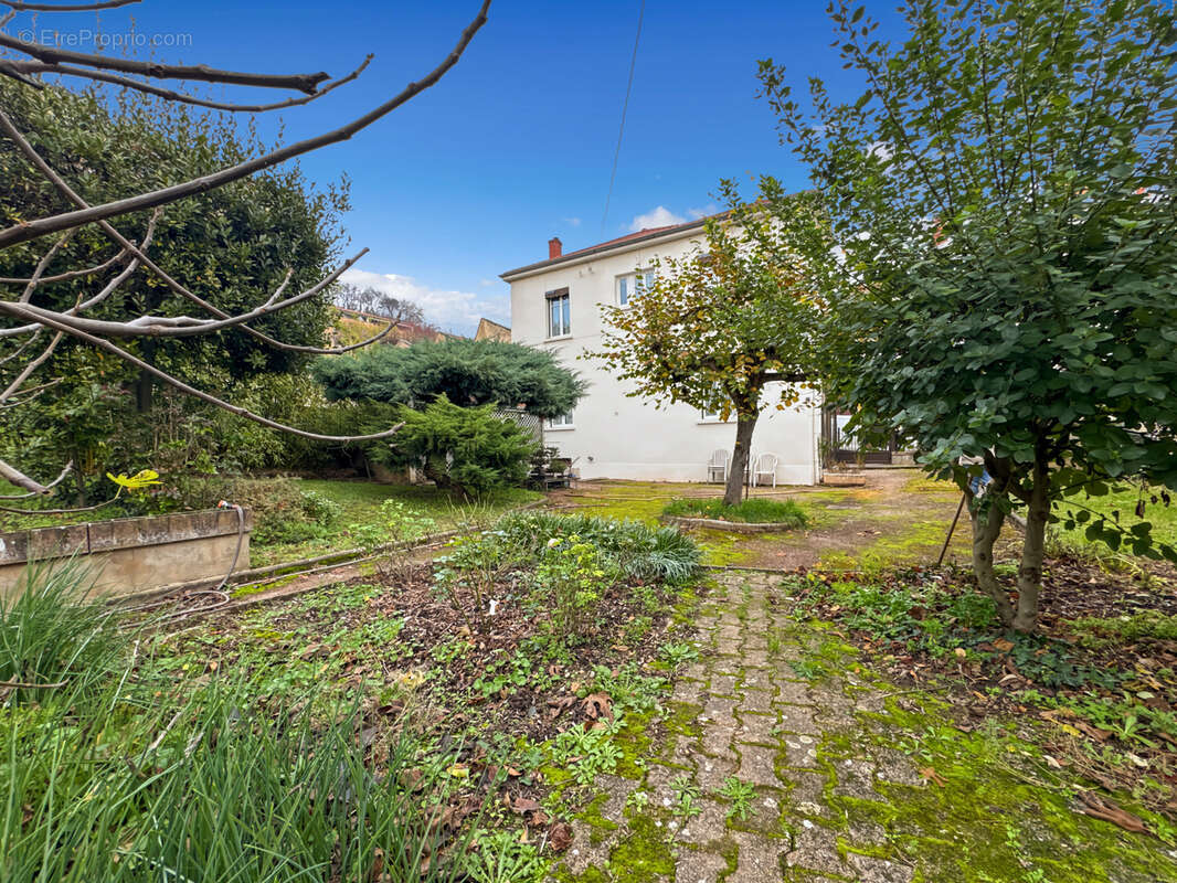 Maison à TREVOUX