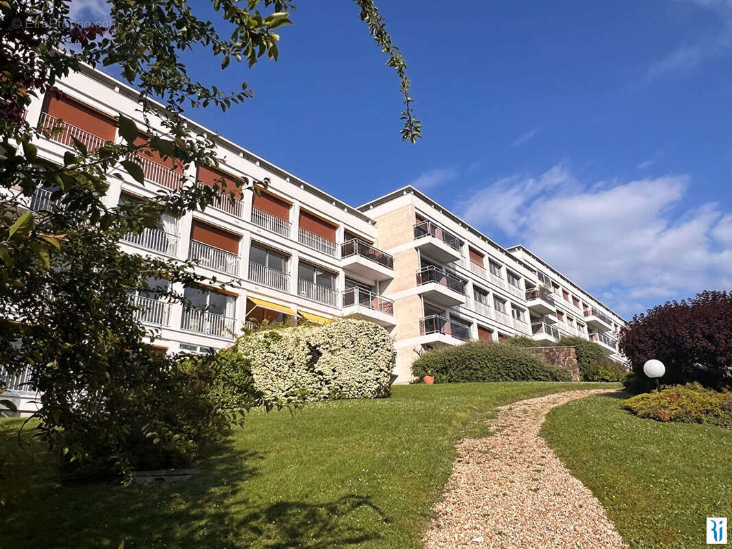 Appartement à BOIS-GUILLAUME