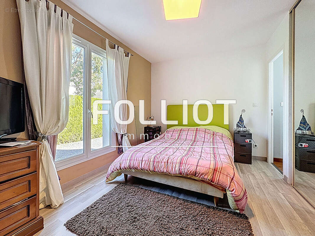 Maison à MAY-SUR-ORNE