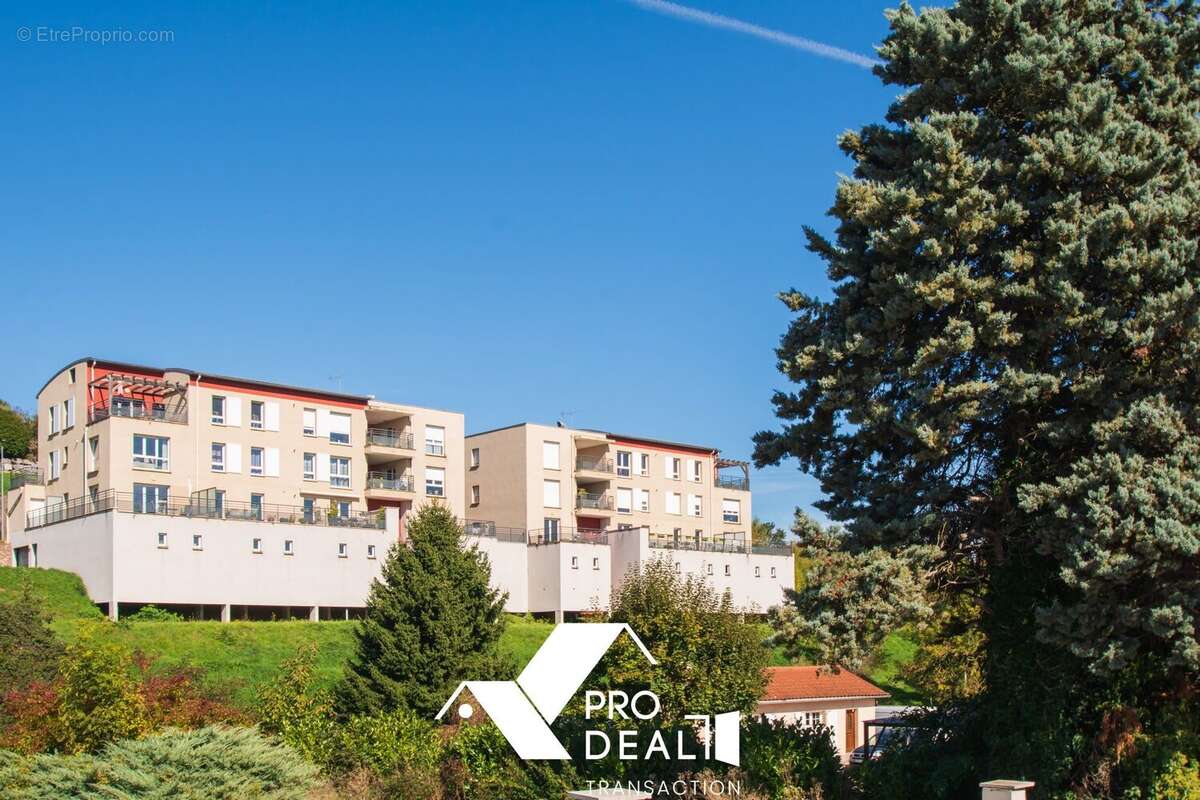 Appartement à SAINT-SYMPHORIEN-SUR-COISE