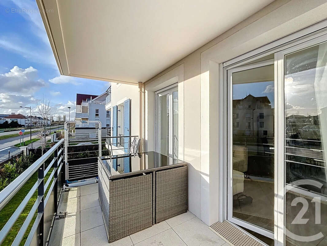 Appartement à SAINT-PIERRE-DU-PERRAY