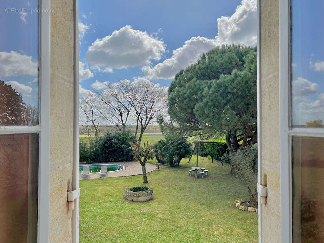 Maison à SAINT-ANDRE-DE-CUBZAC