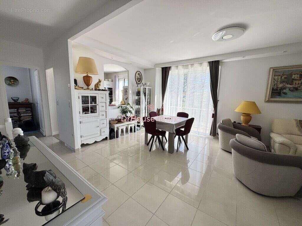 Maison à LA ROCHELLE