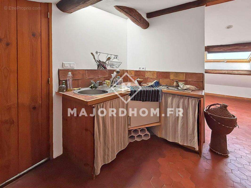 Appartement à MARSEILLE-6E