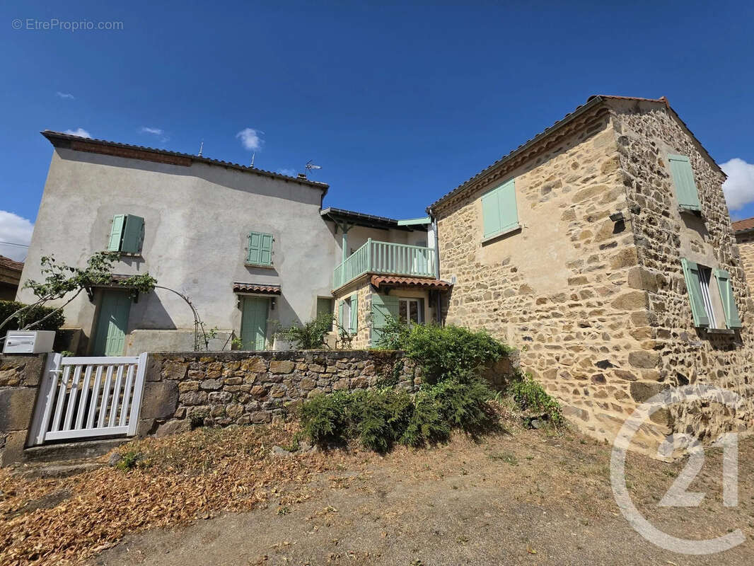 Maison 386 m² à Paulhac  - photo 4
