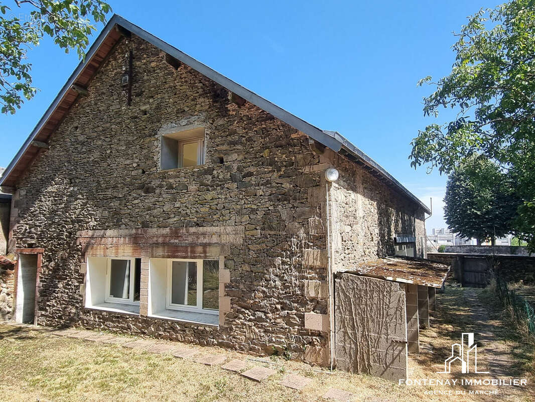 Maison à LA CHATAIGNERAIE