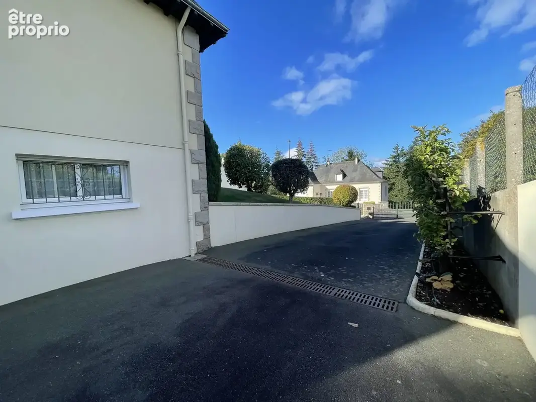 Maison 6 pièces 131 m² à vendre à Mayenne (53100) - photo 4