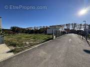 Terrain à AIGUES-VIVES