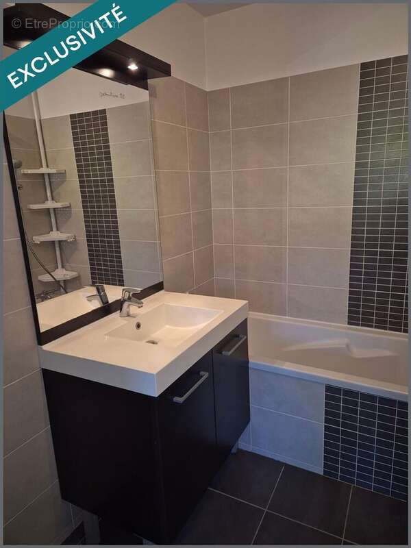 Photo 6 - Appartement à NEUVILLE-SUR-SAONE