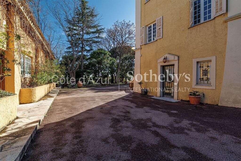 Domaine historique avec vue mer panoramique à Nice Fabron - photo 6