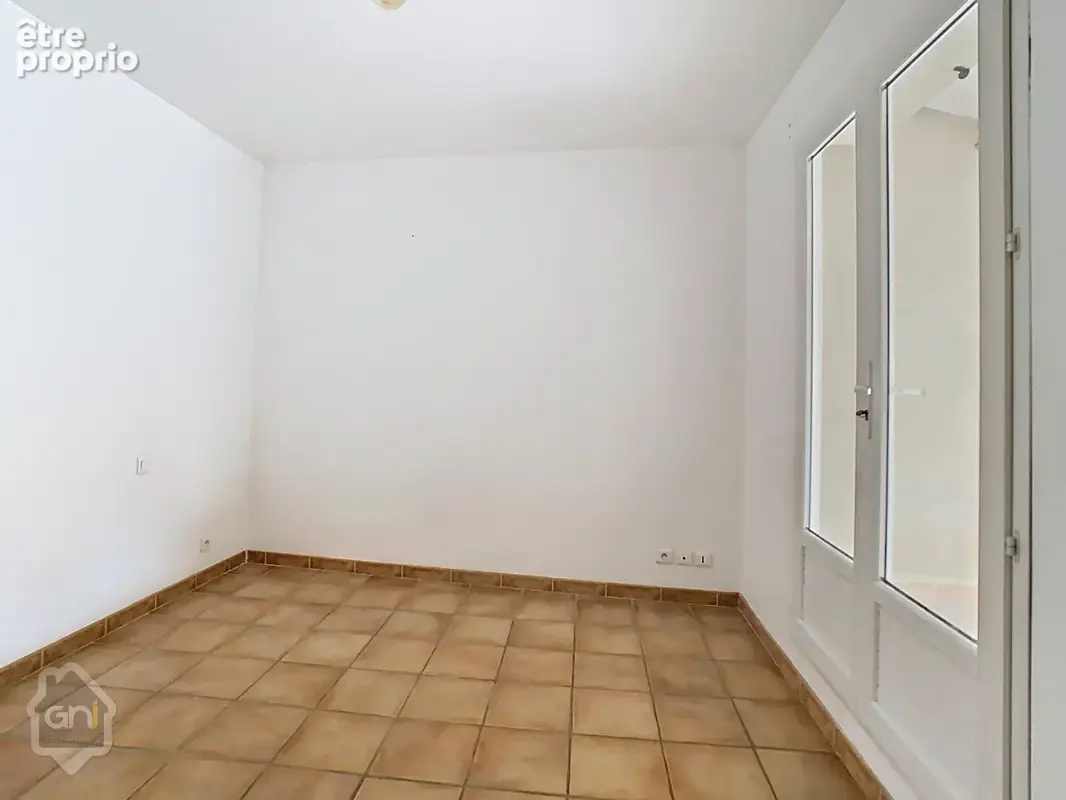 Maison de Village avec cour et terrasse - photo 8