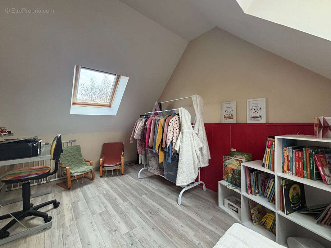 Maison à NUILLE-SUR-VICOIN