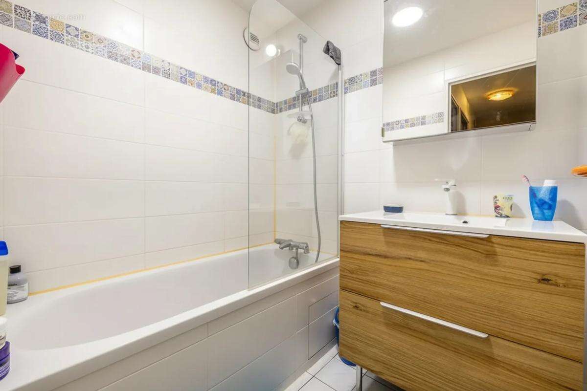 Appartement à CHILLY-MAZARIN
