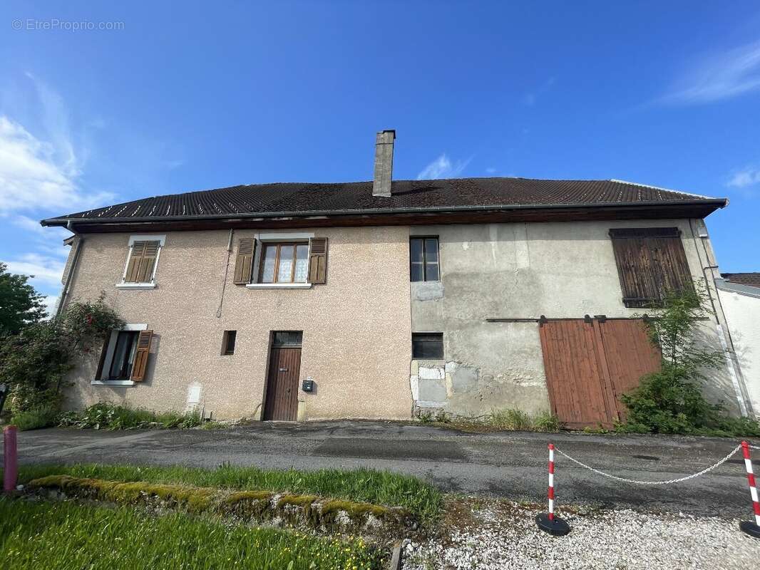 Maison à POISY