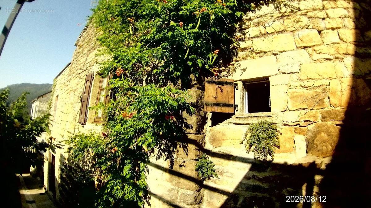 Appartement à LES VIGNES
