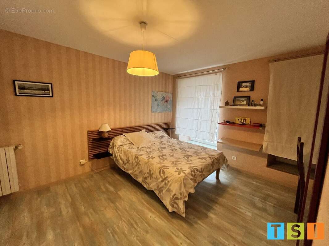 Maison à MONTREJEAU