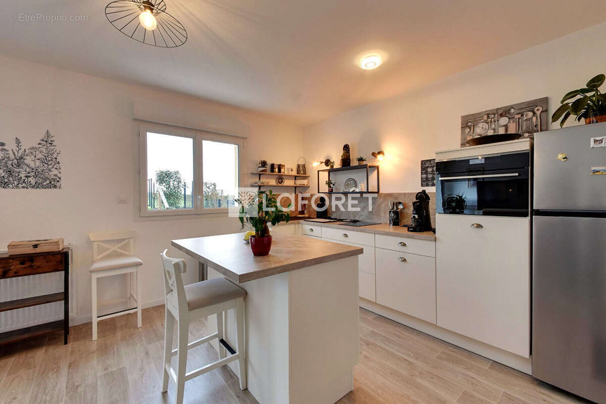 Appartement à FLEURY-SUR-ORNE