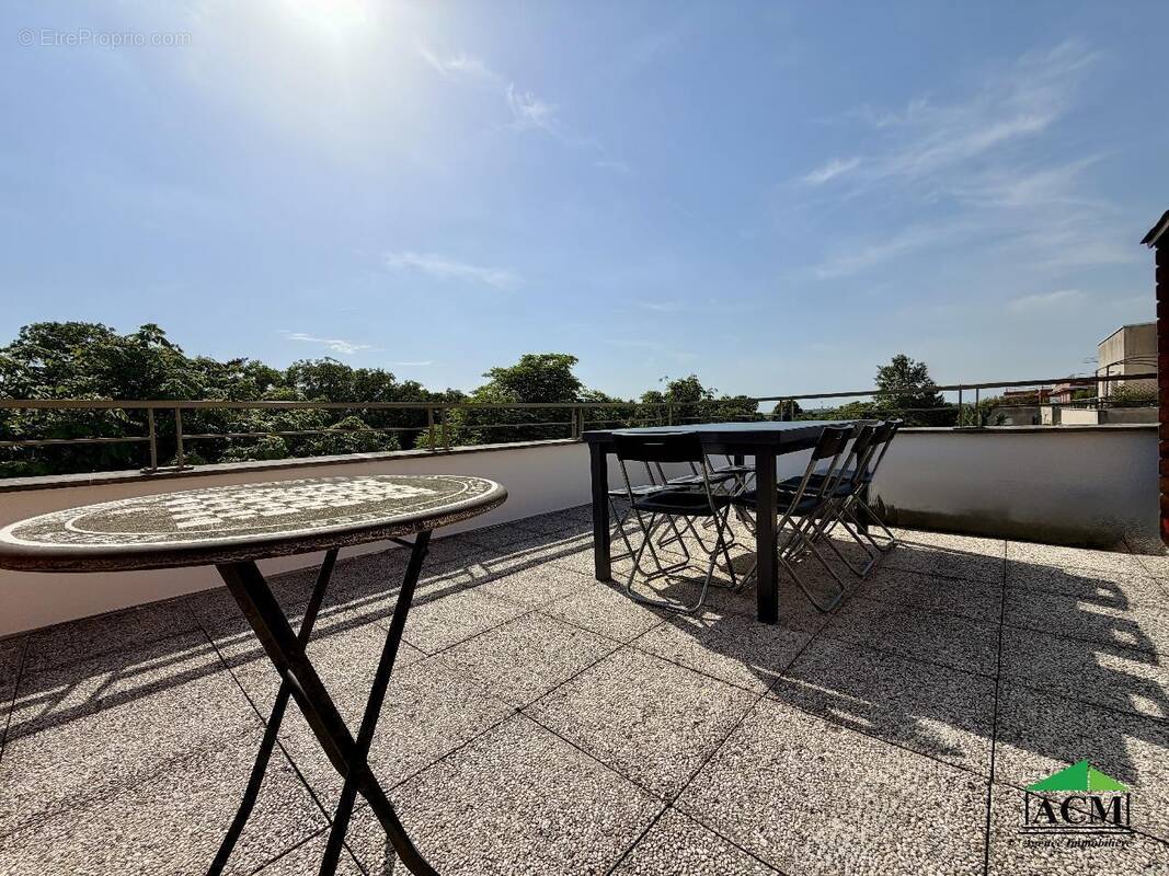 Appartement à MERY-SUR-OISE