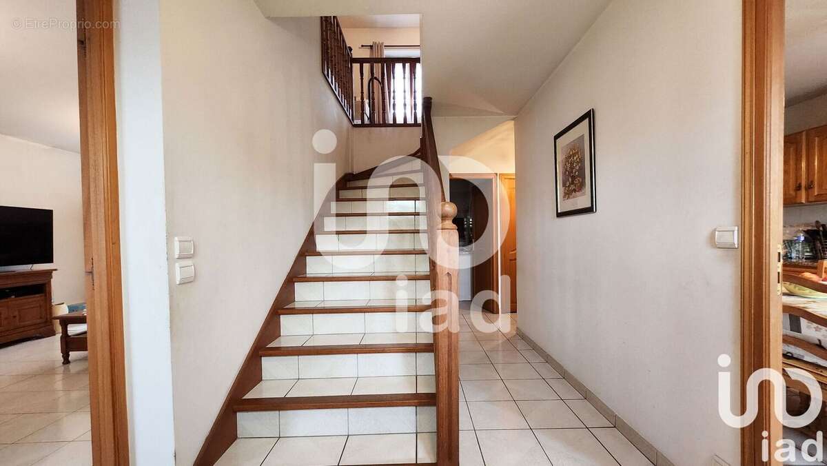 Photo 6 - Maison à OZOIR-LA-FERRIERE