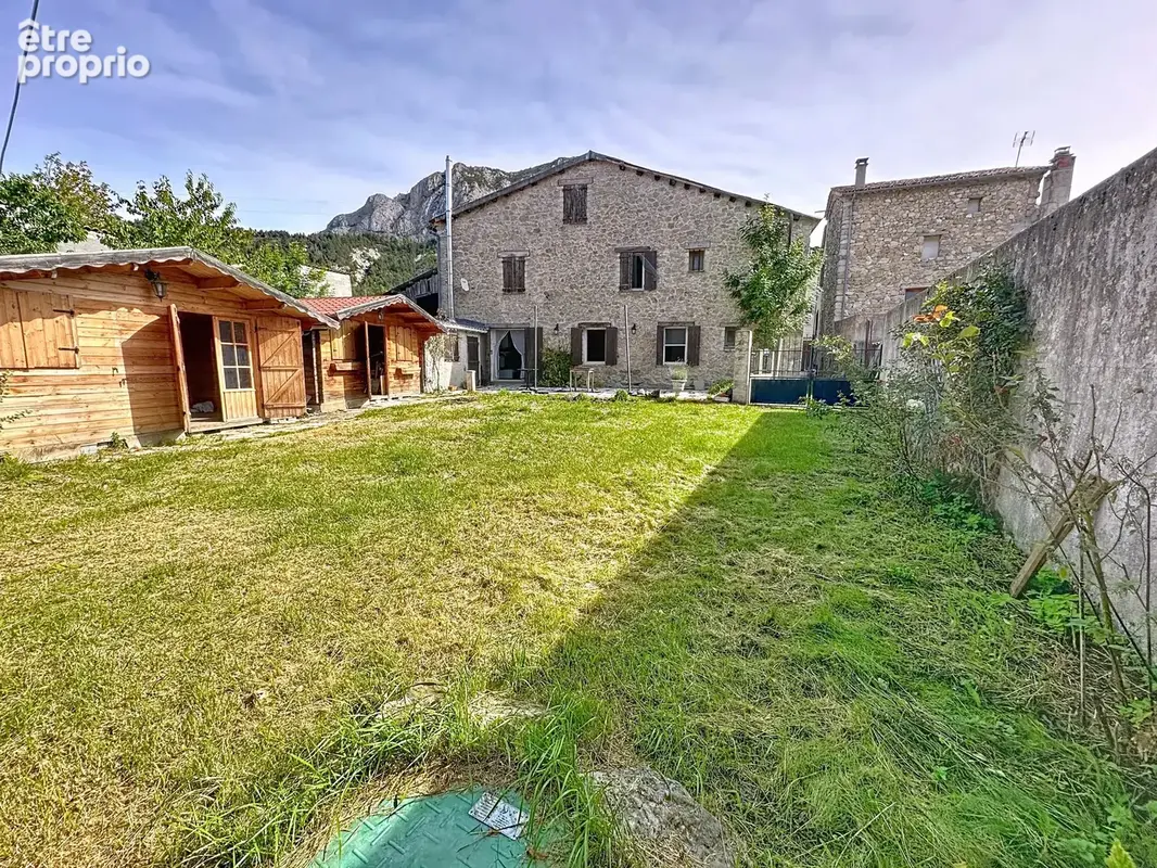 Photo Maison à Soleilhas au prix de 250 000€