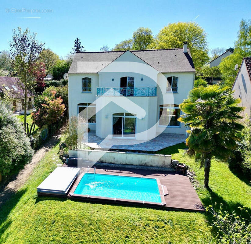 Maison à HARDRICOURT