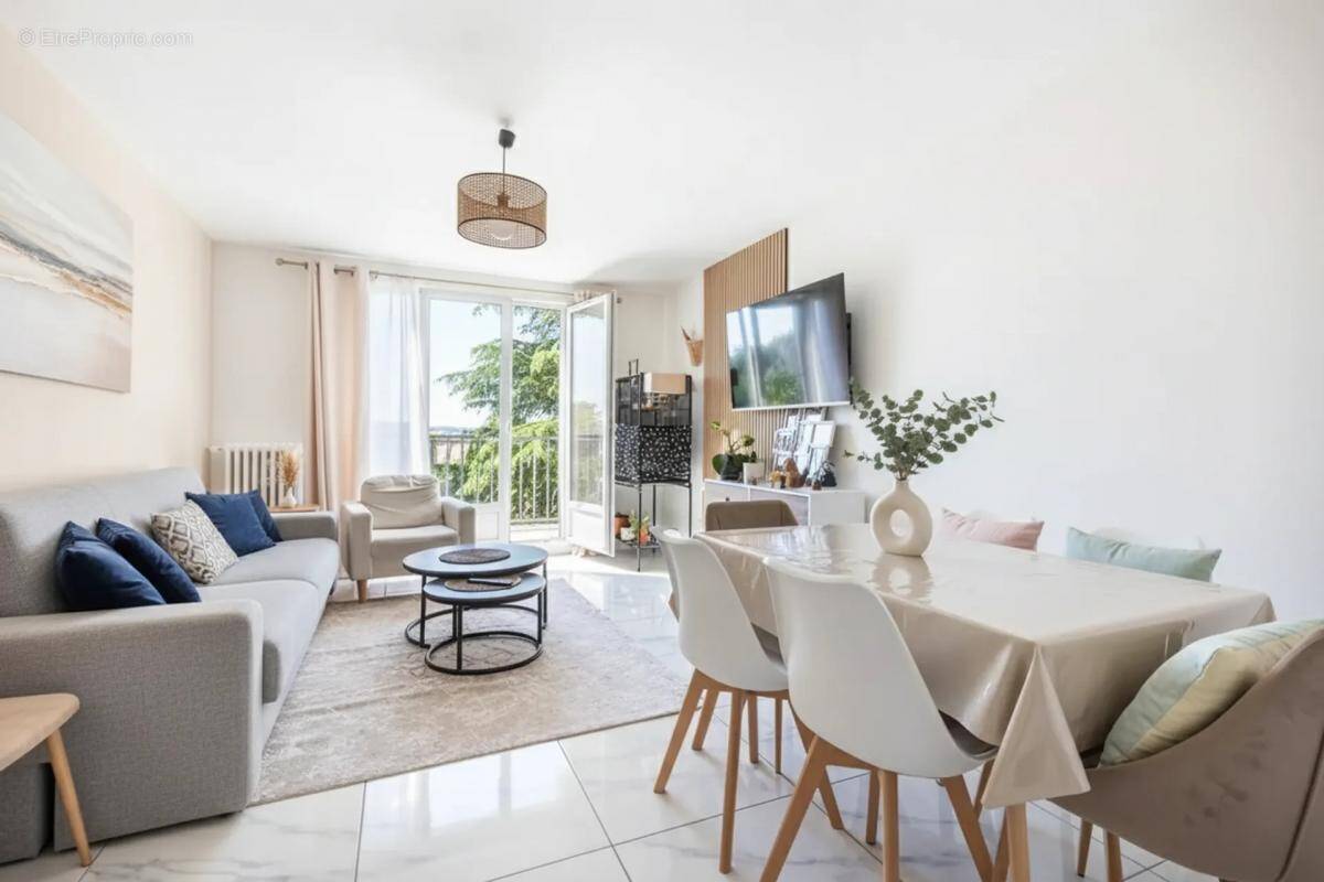 Appartement à CHAMPIGNY-SUR-MARNE