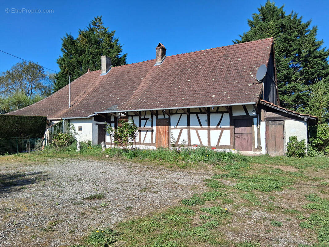 Maison à SAINT-GERMAIN-DU-BOIS