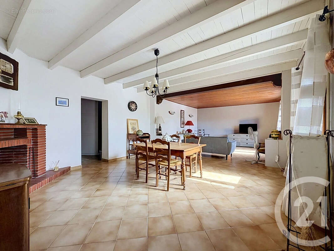 Maison 135 m² à Albias  - photo 3