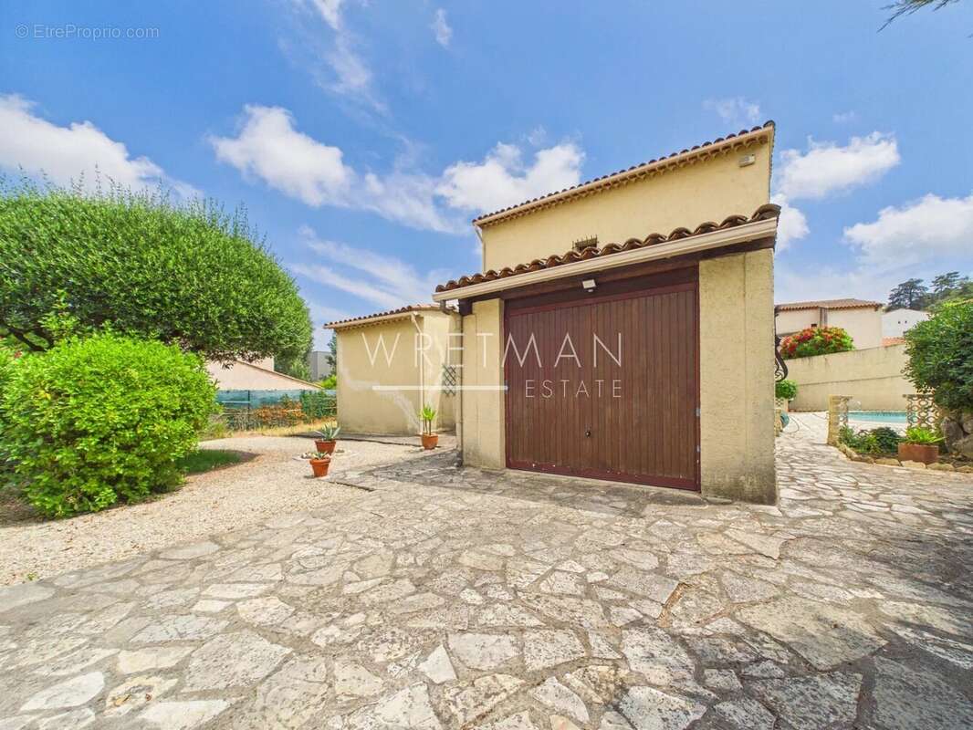 Maison à CAGNES-SUR-MER