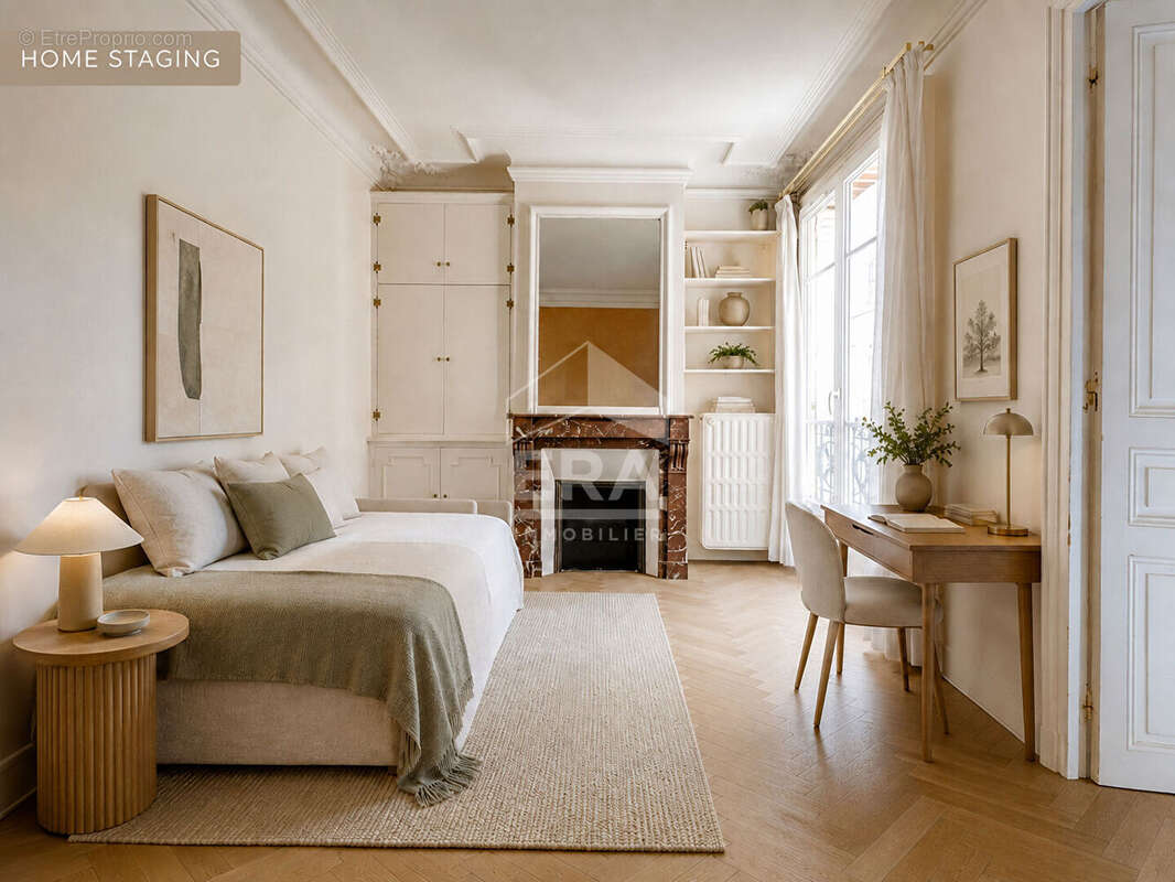 Appartement à PARIS-17E