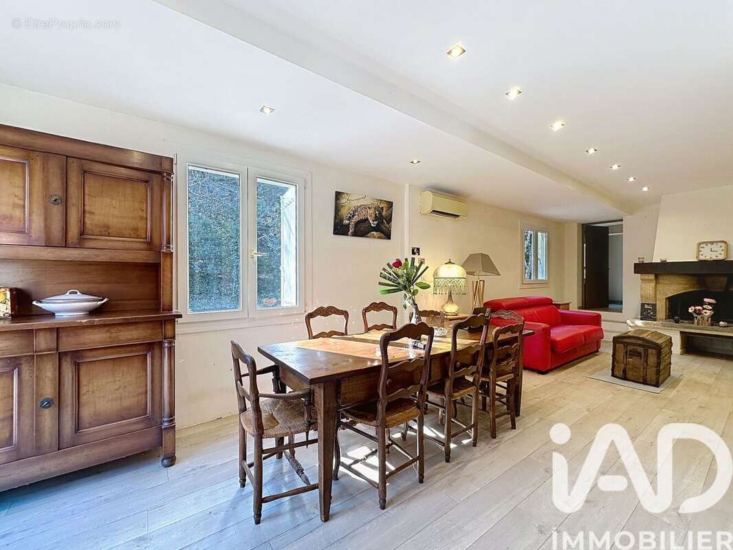 Photo 3 - Maison à NANS-LES-PINS