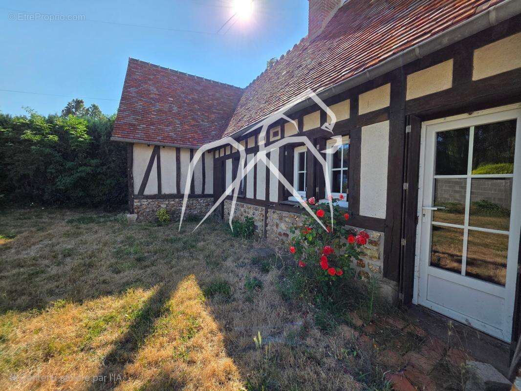 Maison de caractère  de 177 m² avec fort potentiel d'aménagement  La Ferrière-sur-Risle 27760  - photo 3