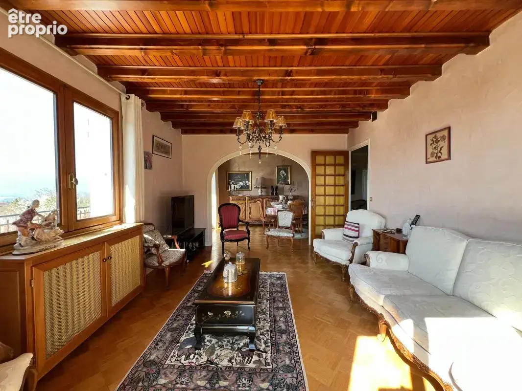 À VENDRE – SAINT-EUSÈBE (74150) - Maison familiale avec vue panoramique - photo 4