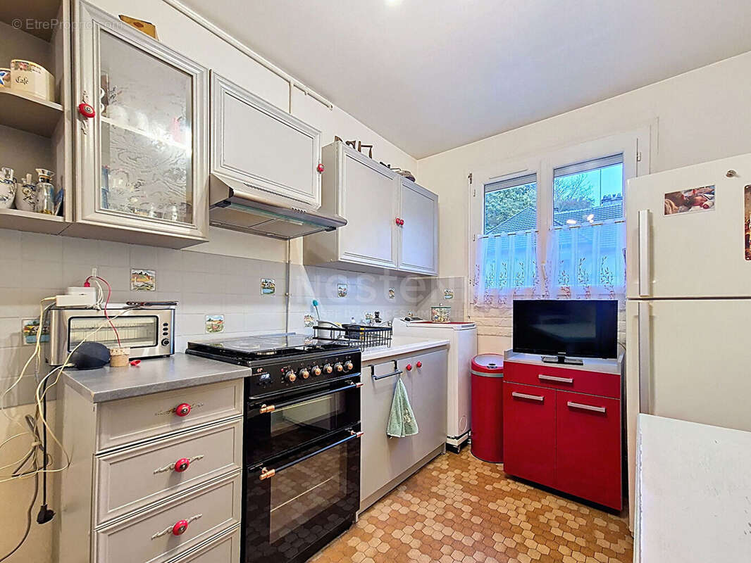 Appartement à LAMORLAYE