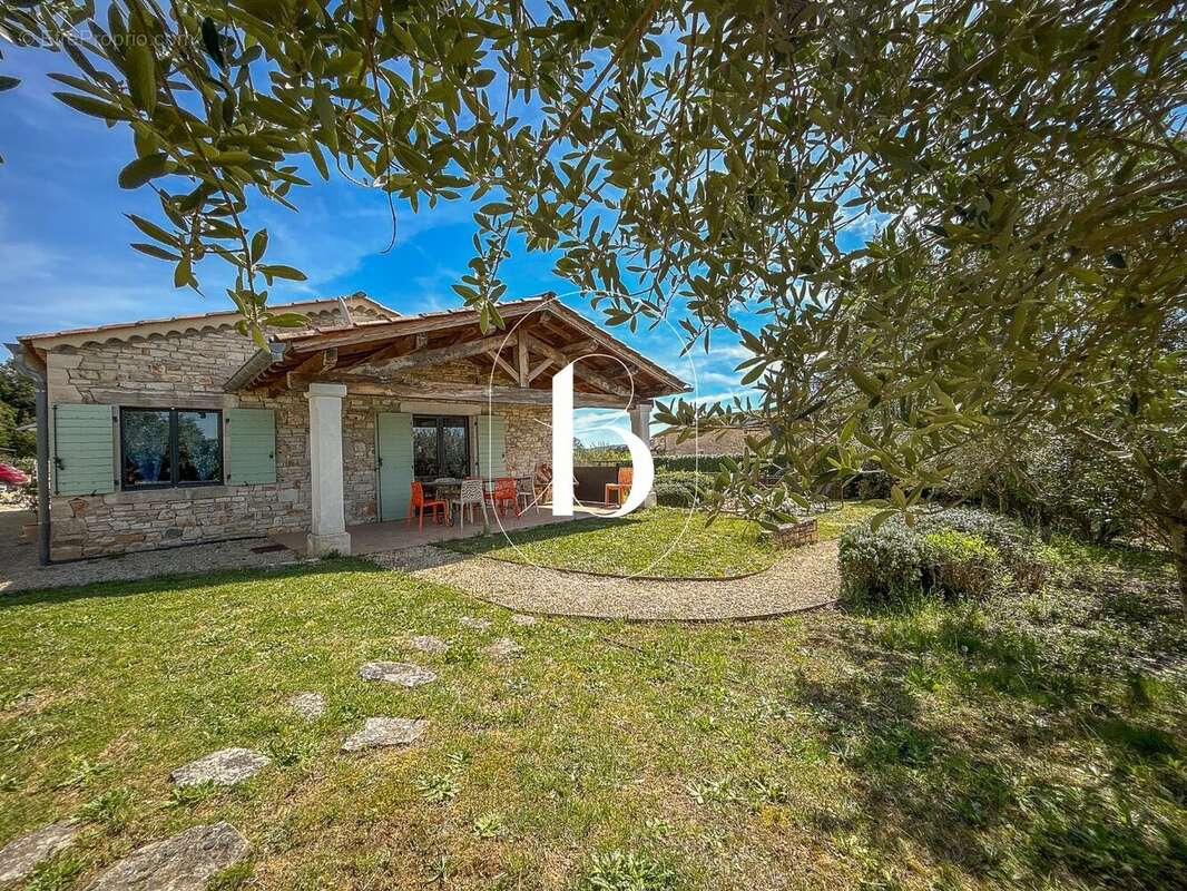 Maison à ORGNAC-L'AVEN