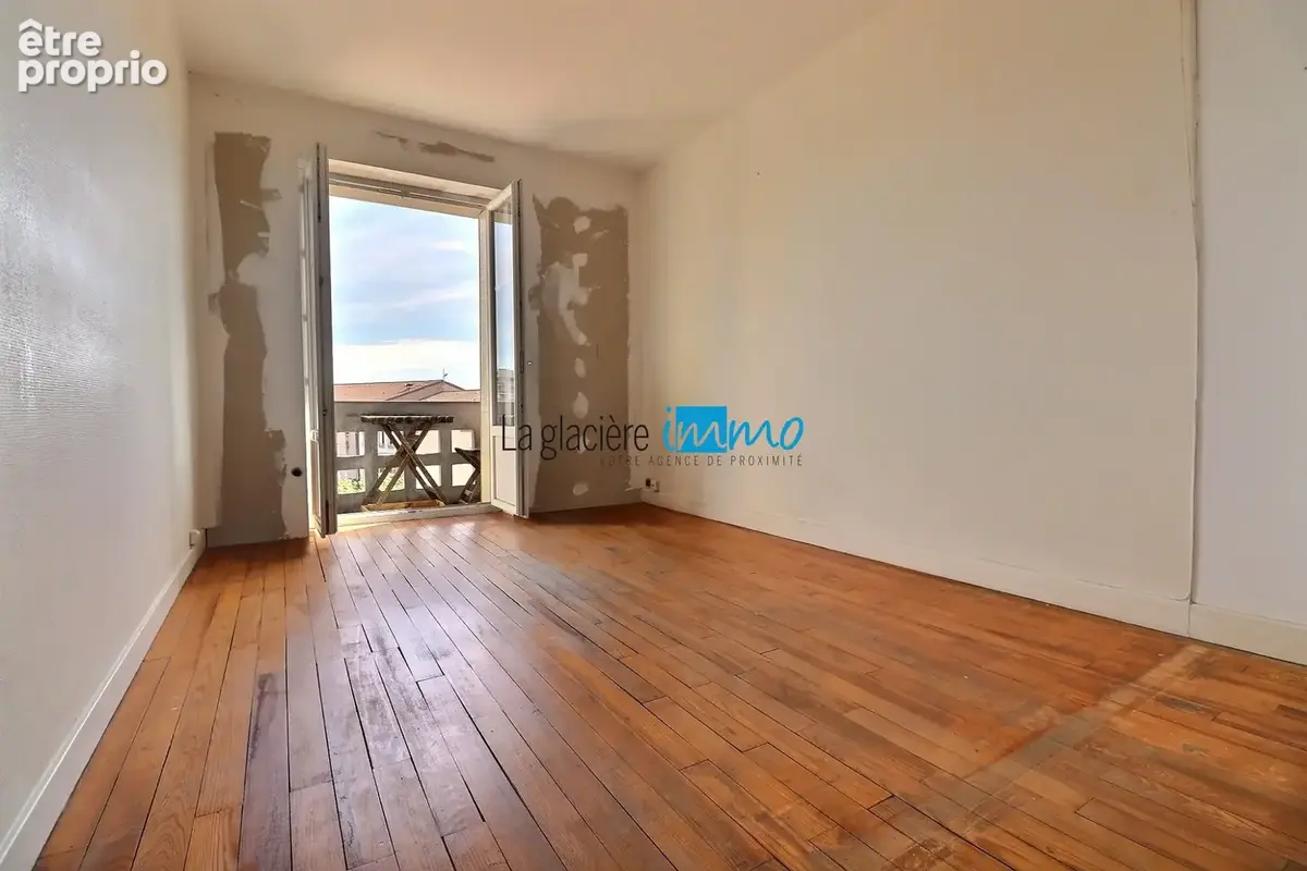 Appartement 3 pièces 60 m² à vendre à Clermont-Ferrand (63000) - photo 2
