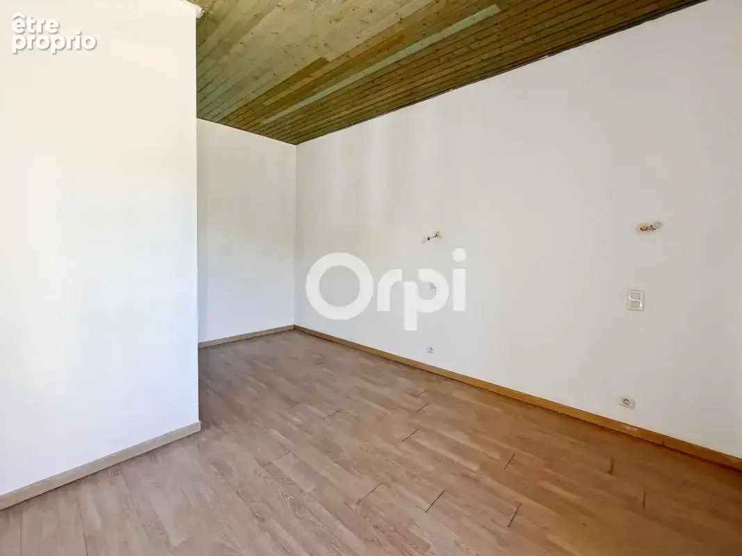 Appartement  1er &tage À Vendre - photo 7