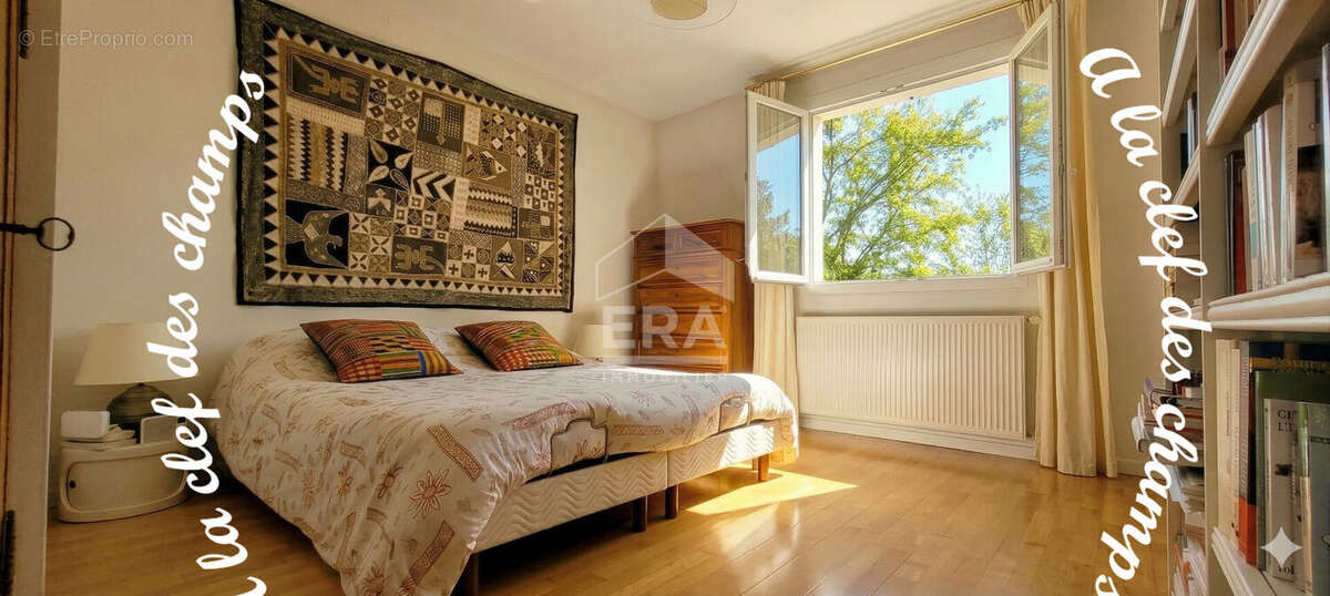 Maison à BURES-SUR-YVETTE