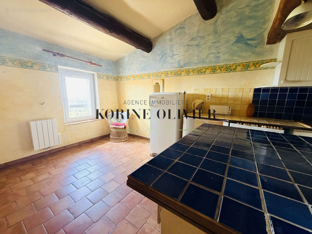 Appartement à EGUILLES