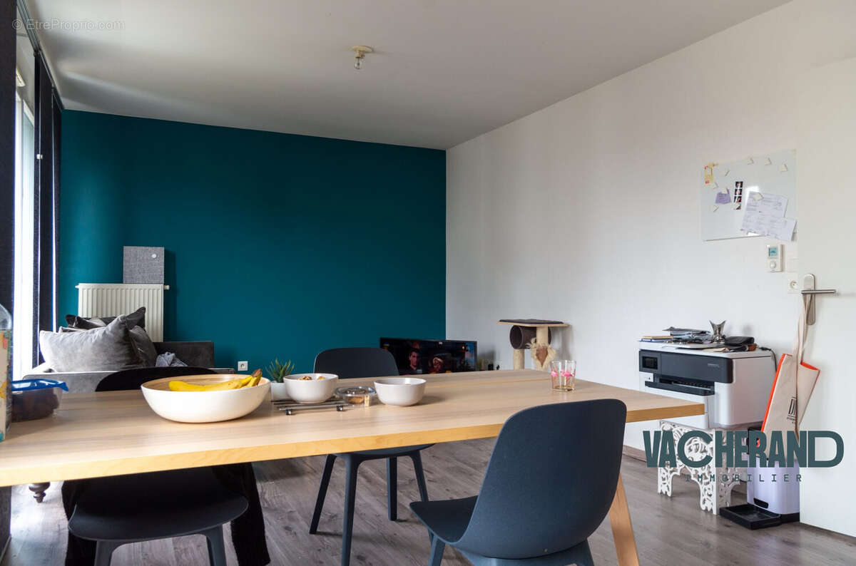Appartement 64 m² à Loos  - photo 3