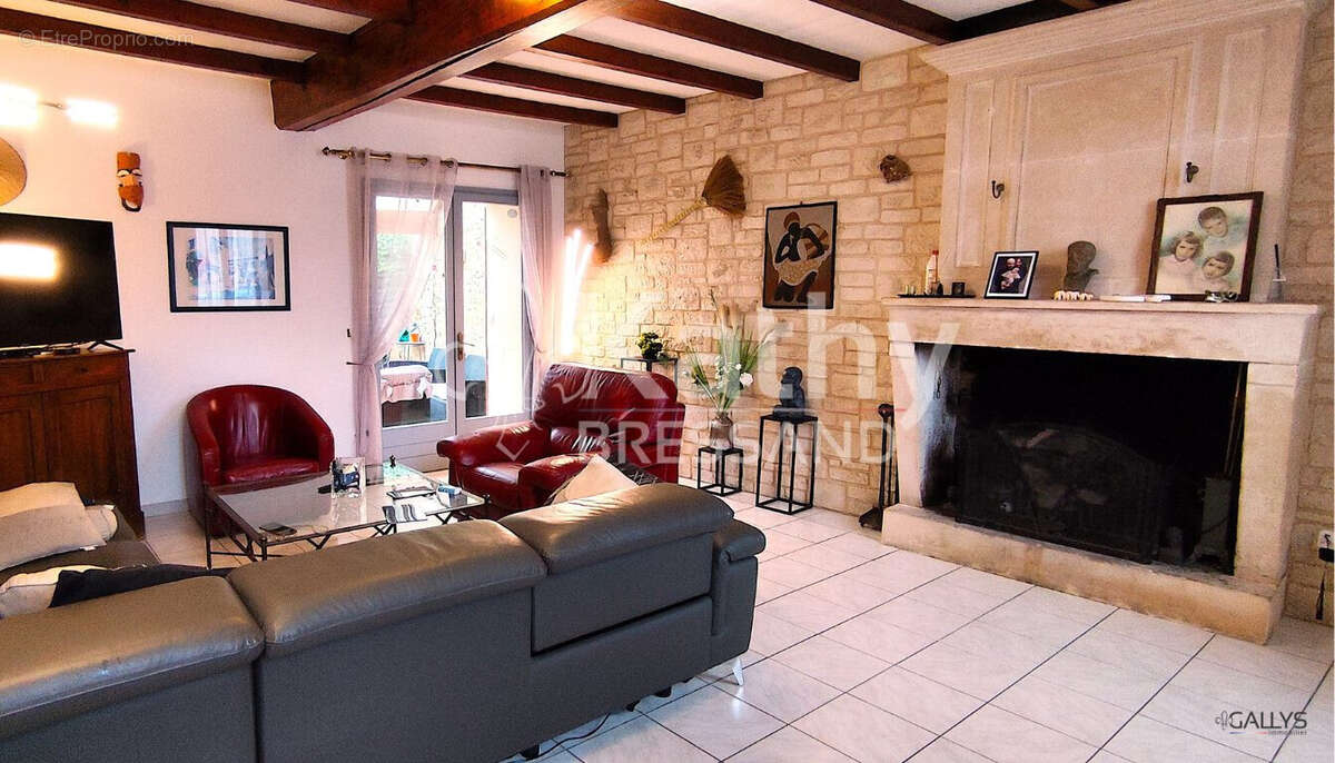 Maison à SAINT-QUANTIN-DE-RANCANNE