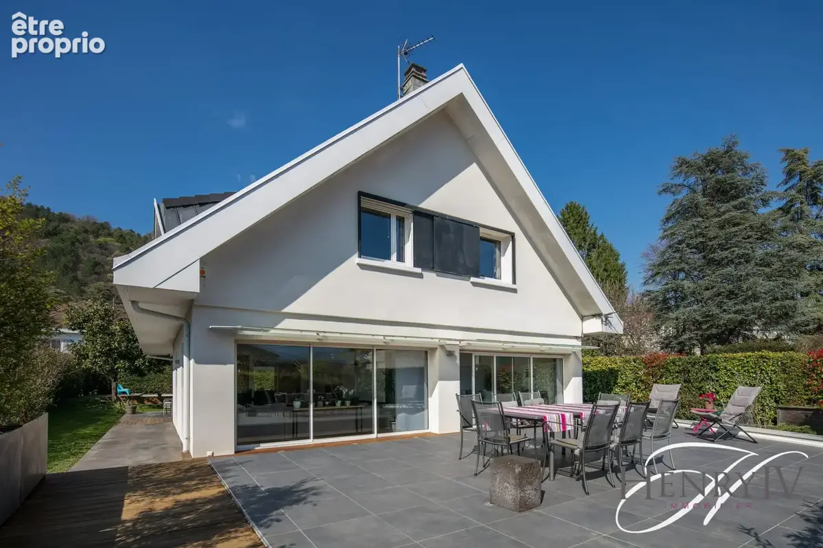 Maison 9 pièces 260 m² à vendre à Corenc (38700) - photo 6