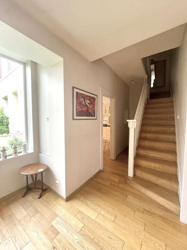 Maison à SAINT-QUENTIN