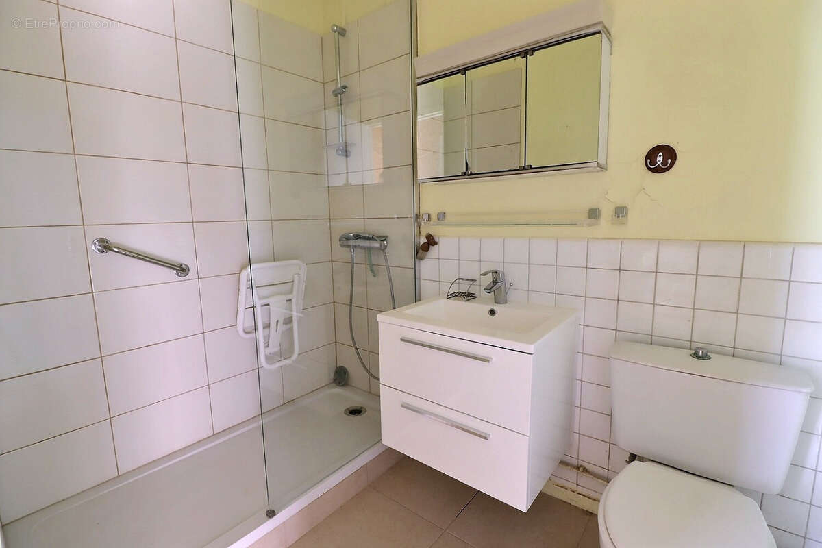 Appartement à FONTENAY-LE-FLEURY