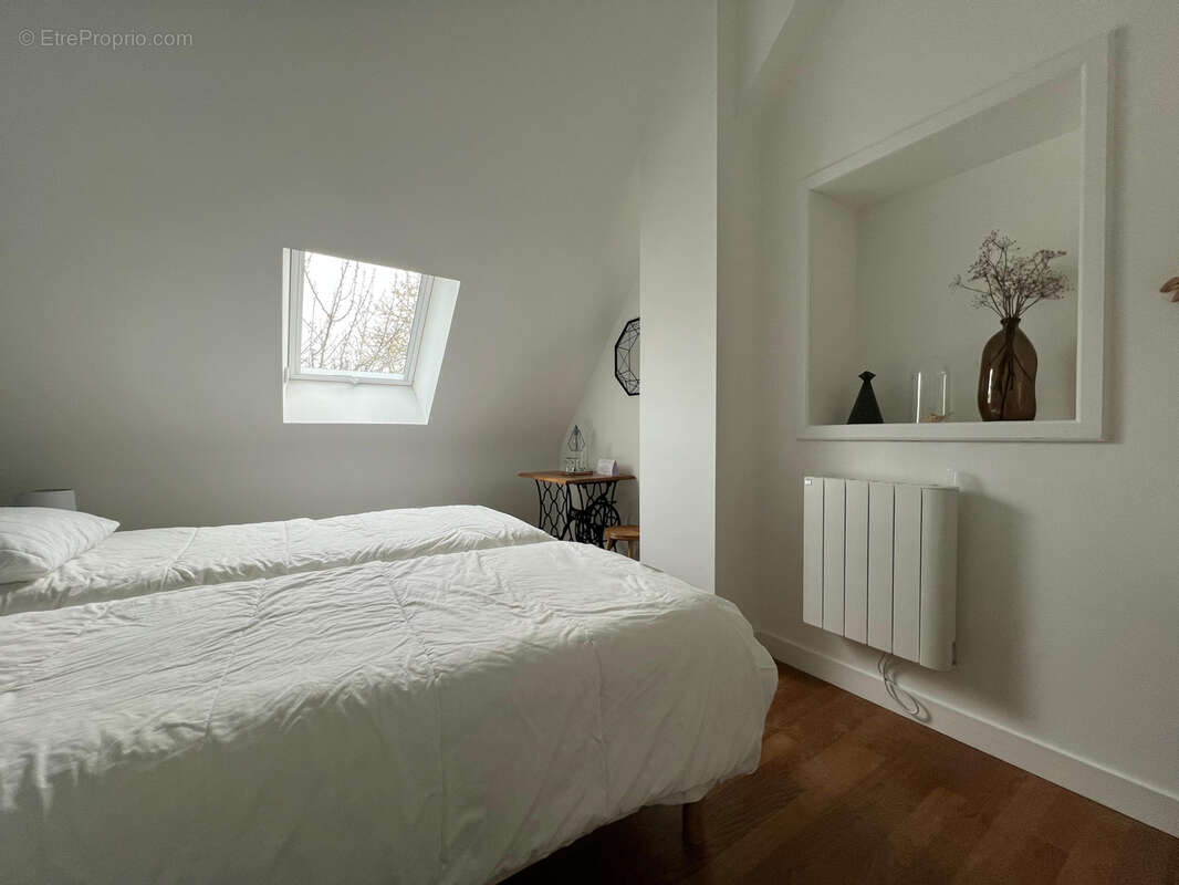 Maison à SAINT-JACUT-DE-LA-MER