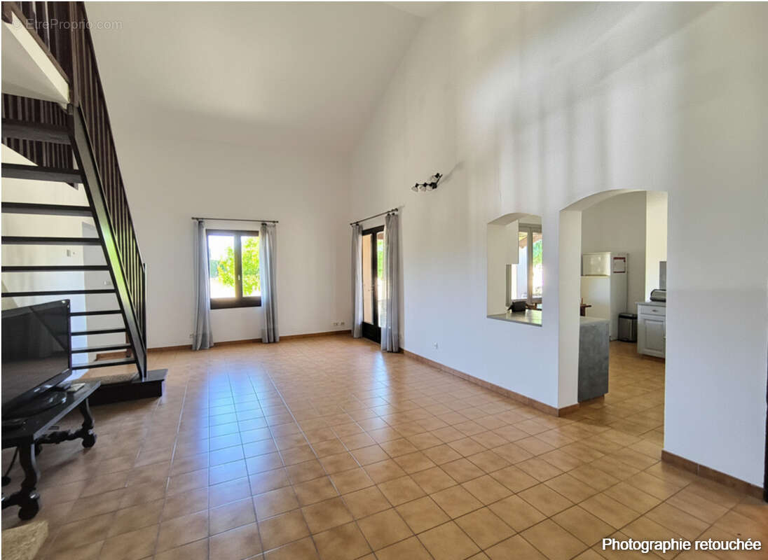 ROAIX, Maison 150m² avec piscine et vue sur le Mont Ventoux - photo 3